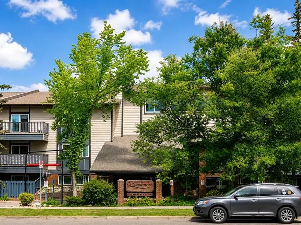 550 S Westwood Dr SW #305, Calgary, AB T3C 3T9