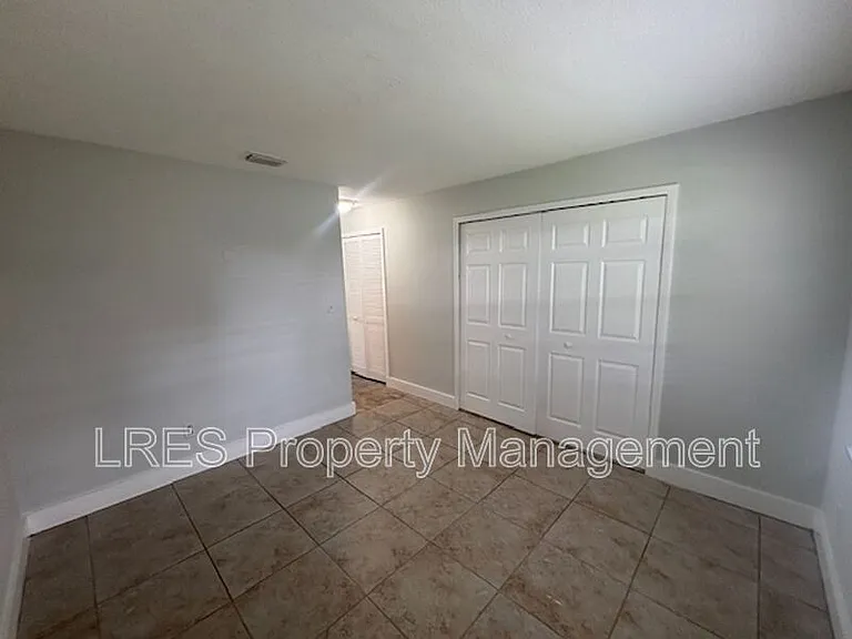 1031 Columbia Ave #K — Photo 14