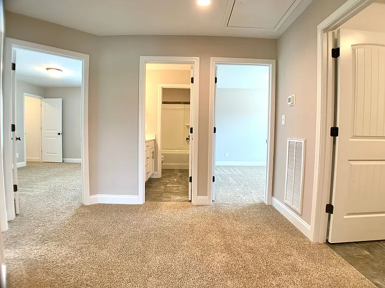 733 Banister Dr — Photo 19