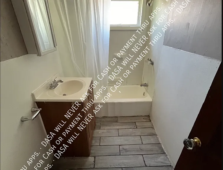 122 Spaulding St #UPPER — Photo 11