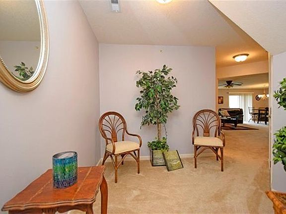 4th image of 2261 Rolling Hills Dr