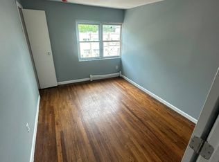 700 N 5th St #2B, Newark, NJ 07107