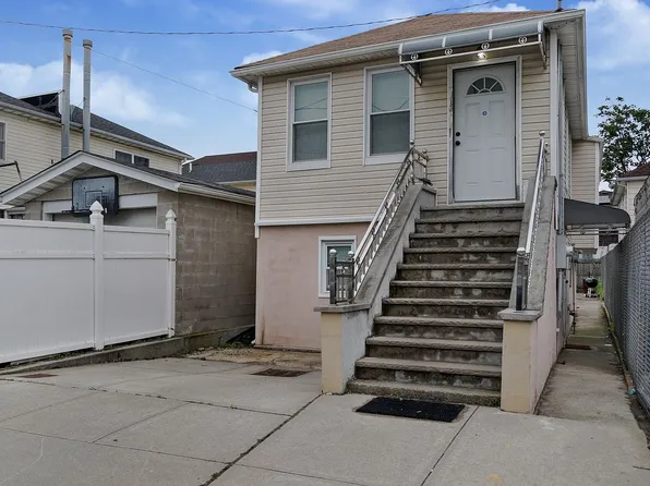 69-40 Gouverneur Ave, Far Rockaway, NY 11692