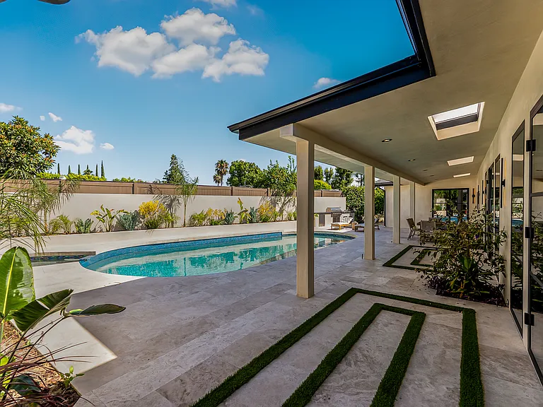 17900 Medley Dr — Photo 20