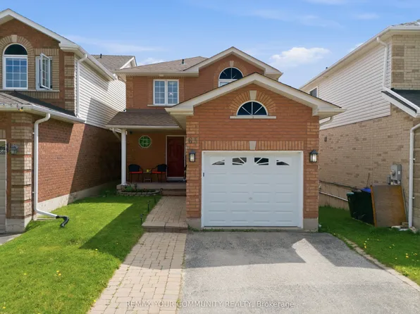 65 Adams St, Bradford West Gwillimbury, ON L3Z 3E2