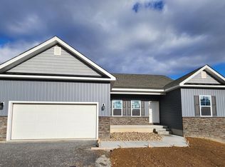 126 Hank Aaron Rd, Berkeley Springs, WV 25411