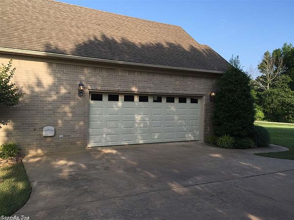 2nd image of 108 Creekwood Dr