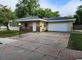1304 10th St SE, Mason City, IA 50401
