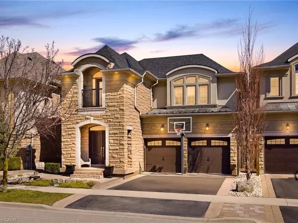 4670 Bracknell Rd, Burlington, ON L7M 0E3