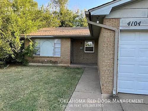 4104 SE 45th Ter Photo 1
