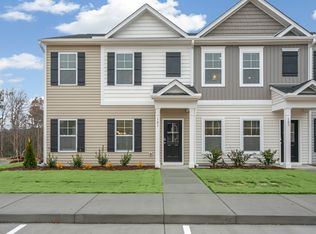 424 Merriman Dr, Selma, NC 27576