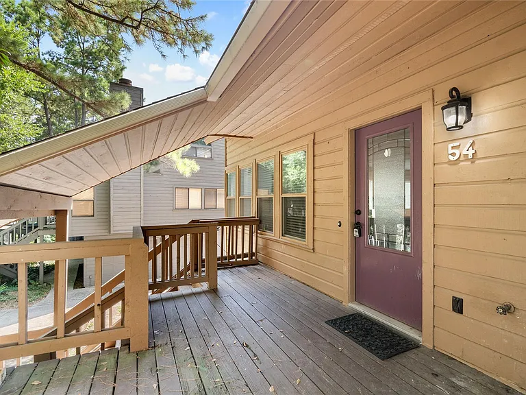 54 Sawmill Grove Ln — Photo 1