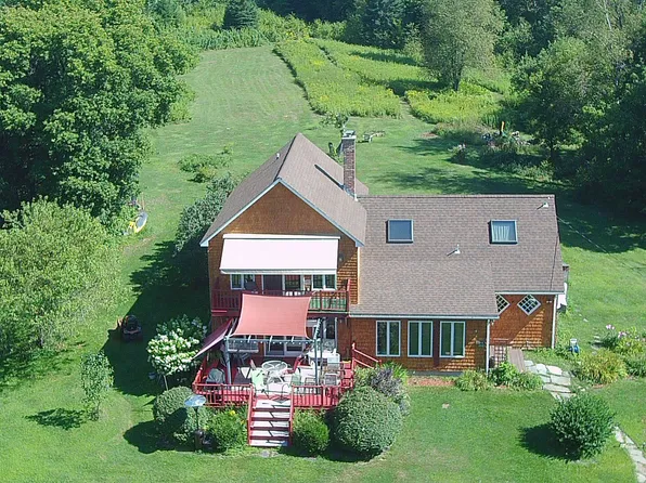 1078 Brook Road, Marshfield, VT 05658