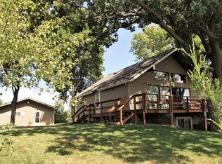 1433 N Ketelle Dr NE, Osakis, MN 56360