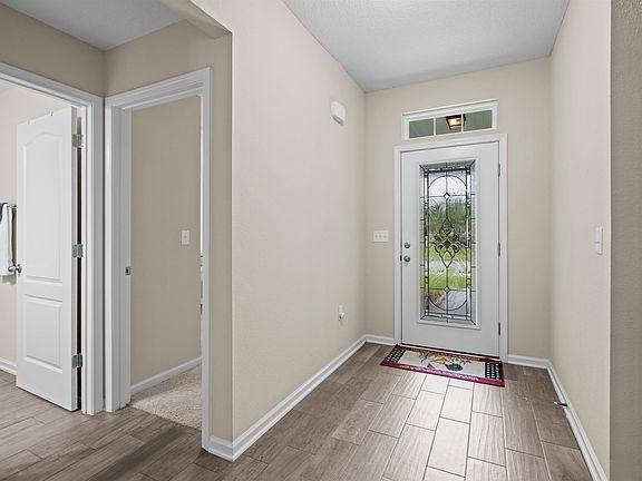 3rd image of 367 Green Turtle Ln