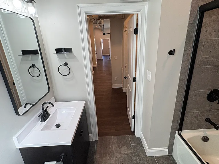 117 S Main St #2E — Photo 20