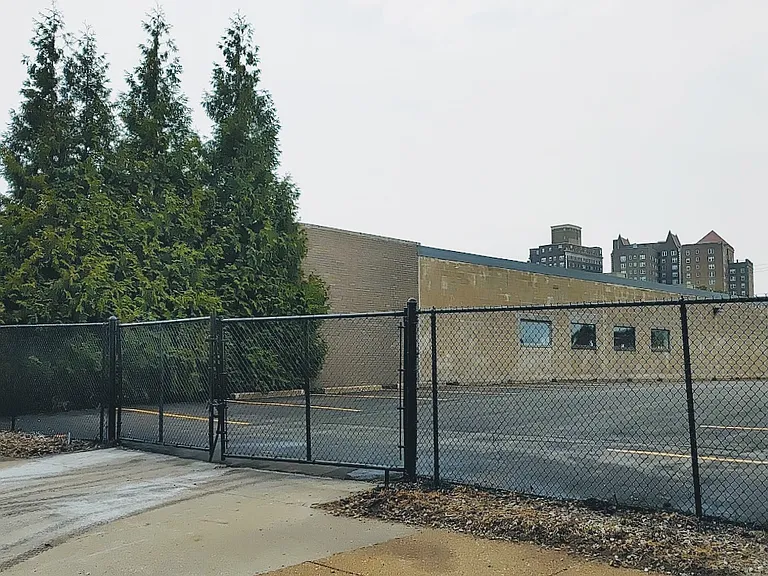 Nashcar Lofts — Photo 12