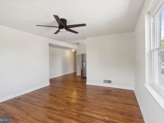 3rd image of 248 N Wycombe Ave