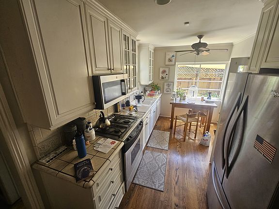 4th image of 4771 Valencia Dr