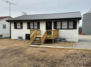 122 Lexington Ave, Sweet Springs, MO 65351