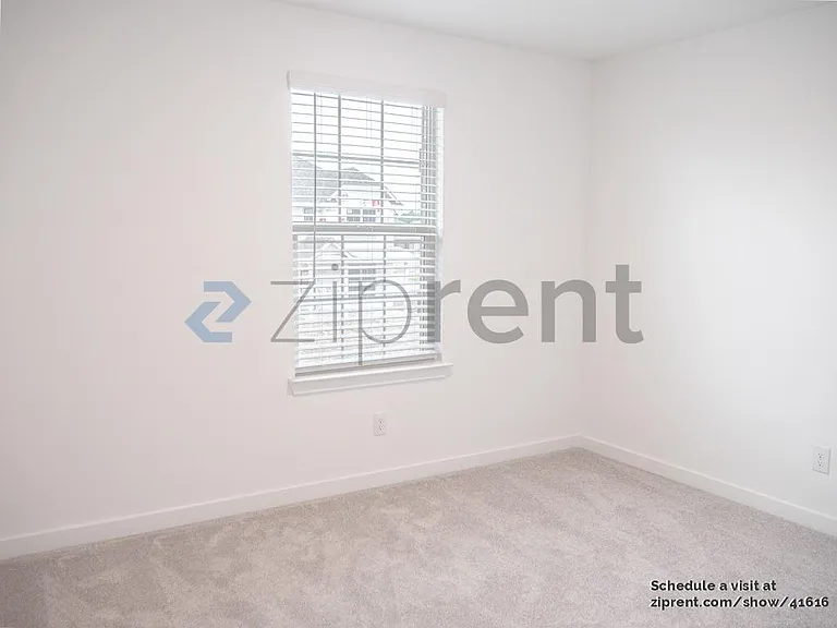 1436 Lady Bird Rd — Photo 25