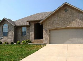 5271 E Blaine St, Springfield, MO 65802