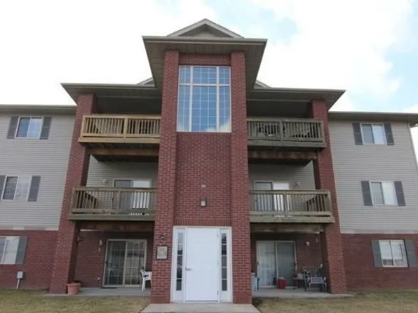 Rory 2270, 2270 Holiday Rd APT 509, Coralville, IA 52241