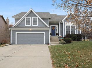 16642 W 157th Ter, Olathe, KS 66062