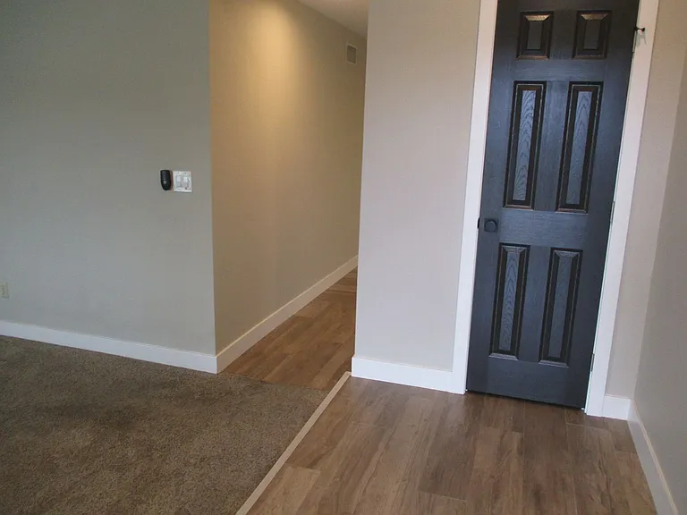 10238 Molino Rd — Photo 3