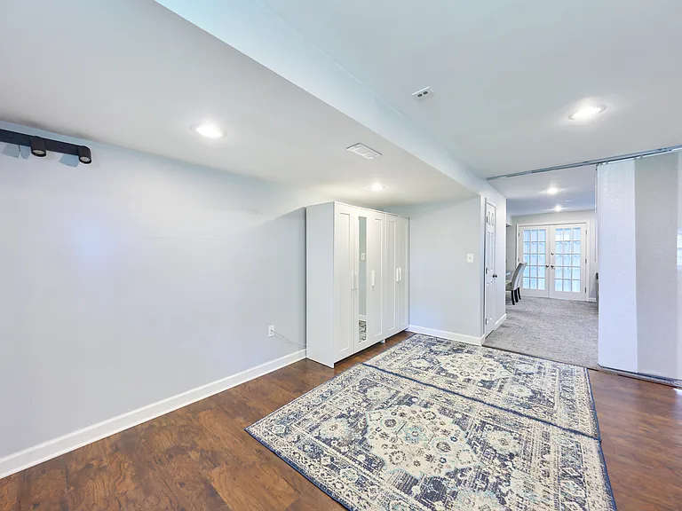 68 George Thomas Dr #B — Photo 17