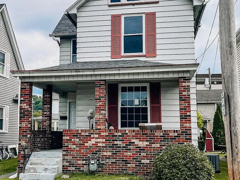 1346 Atlantic Ave — Photo 1
