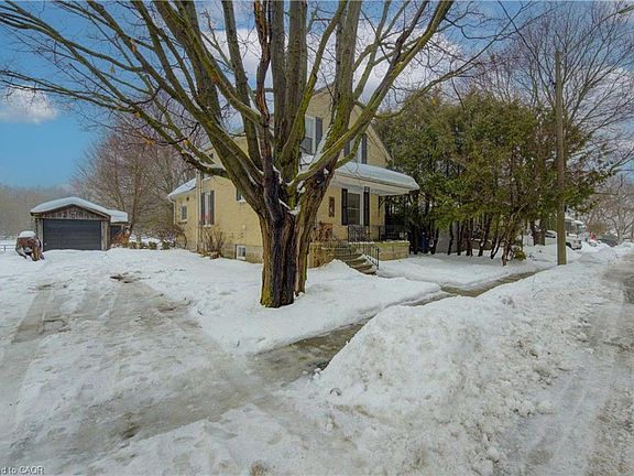 4th image of 76 Grace St