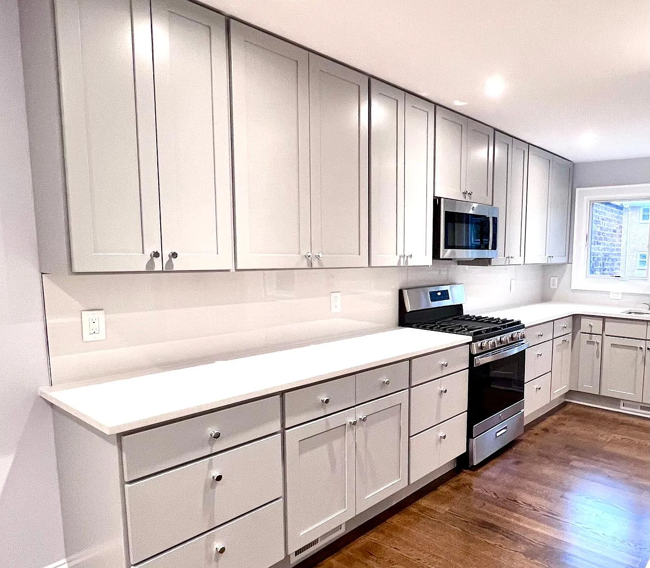 2 bed, $3,300 — Photo 3