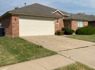 16413 Otter Dr, Edmond, OK 73013