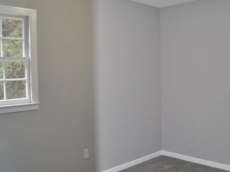 540 Owens Dr — Photo 11