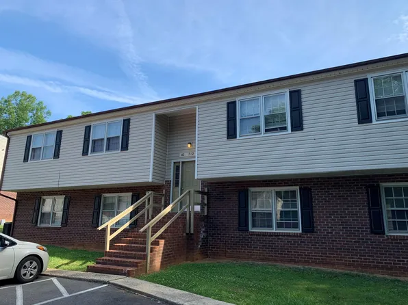 Jefferson Manor Apts, 21-22-31 Twelve, Forest, VA 24551