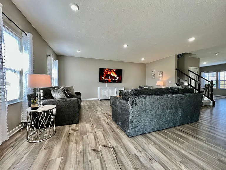 5137 Sofia Cir — Photo 22