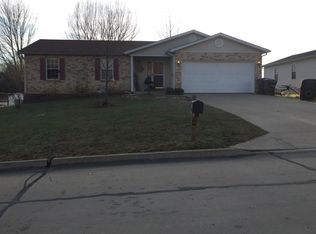 2540 Trojan Cir, Troy, MO 63379