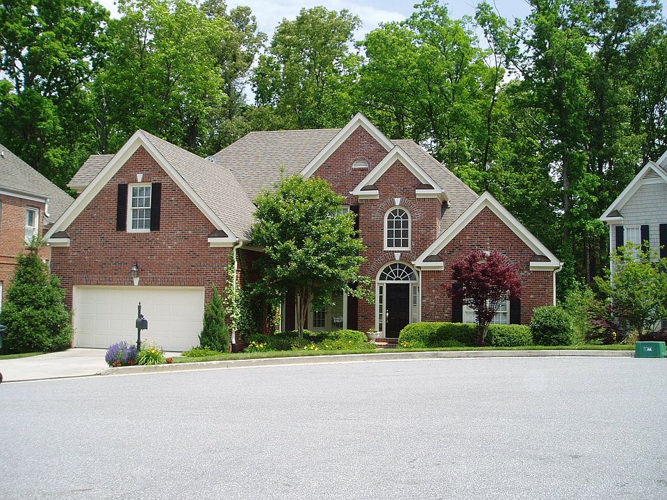 Like New Executive Home