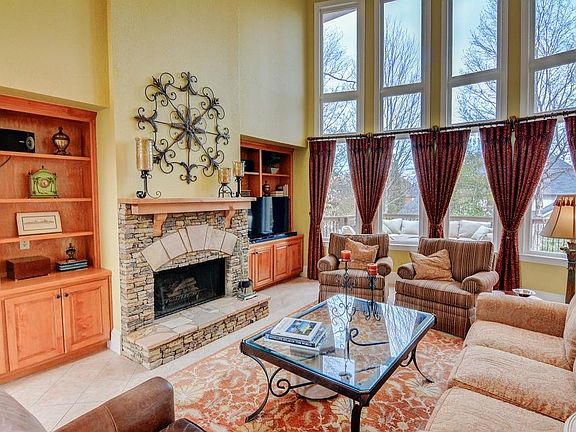 5th image of 4127 Little Leaf Ct