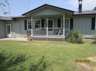106 W 4th Ave, Plevna, KS 67568