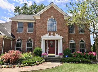 3932 Kings Mill Run, Rocky River, OH