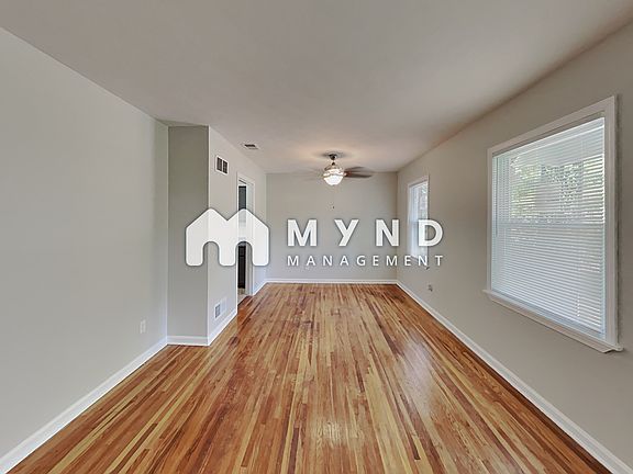 2nd image of 3376 Northmoor Ave
