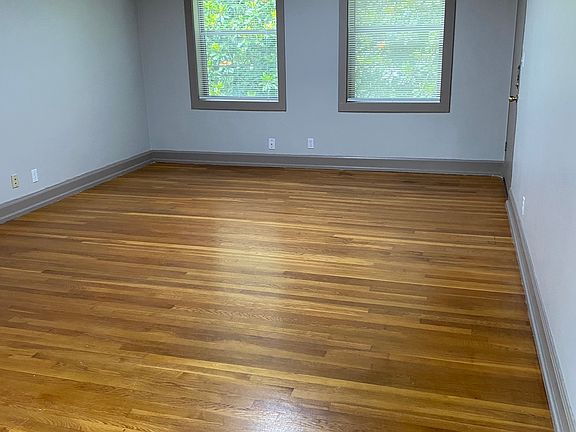 5th image of 2914 Haywood Ave #N