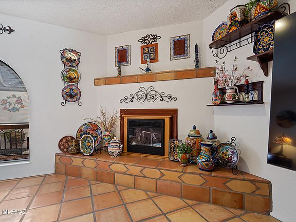 2nd image of 1347 W Placita Oro
