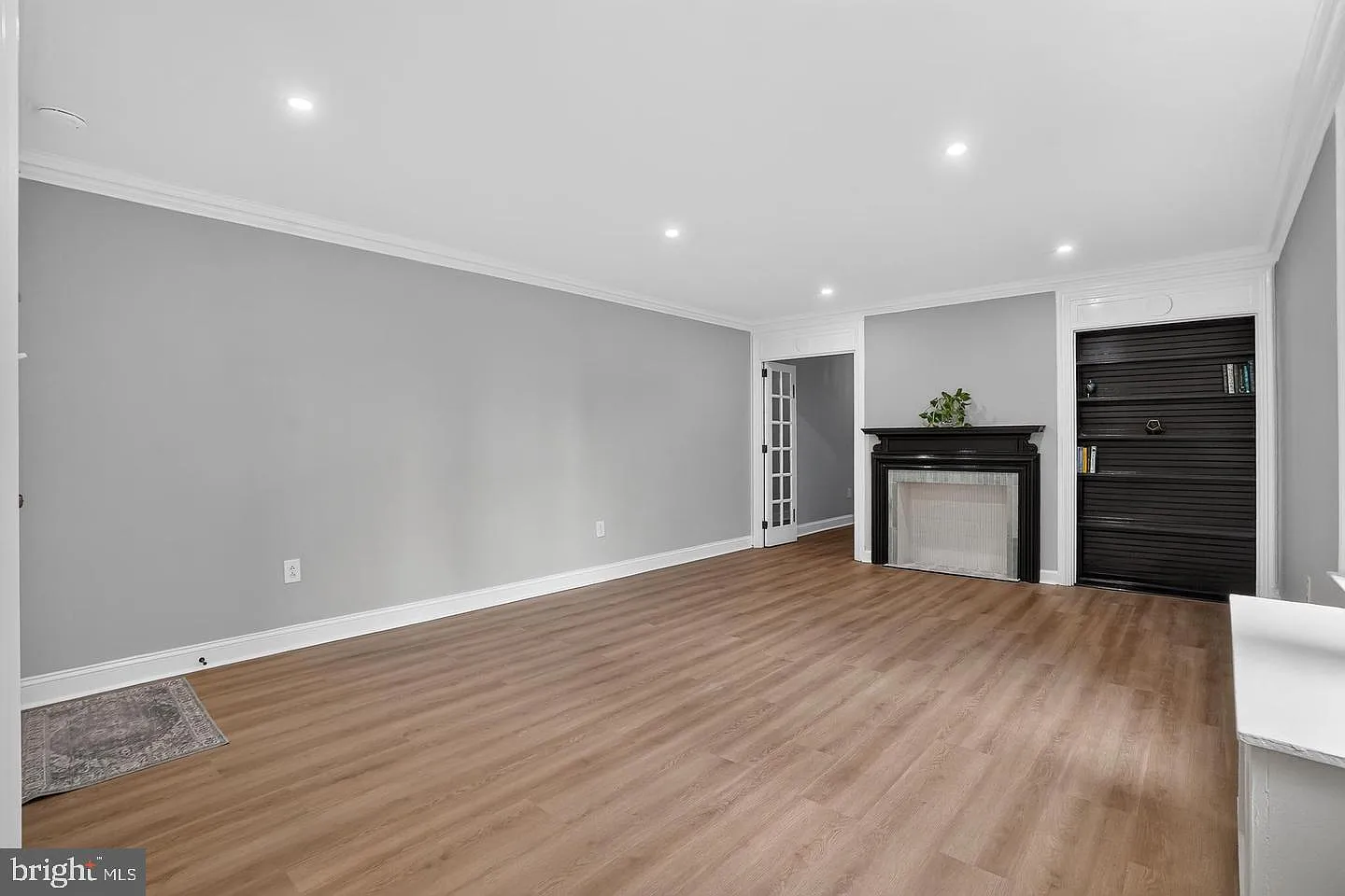 1 bed, 1.0 bath, 958 sqft, $2,000 — Photo 4