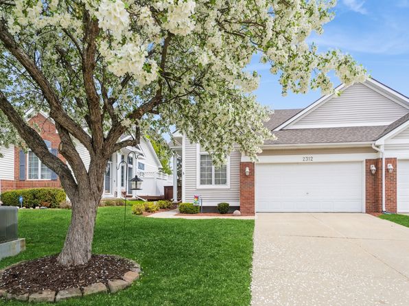 2312 Valley Ridge Pl, West Des Moines, IA 50265