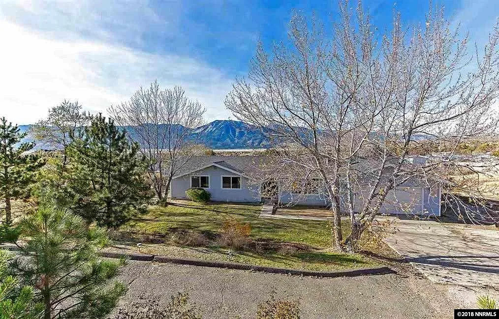 220 Drake Way photo 1