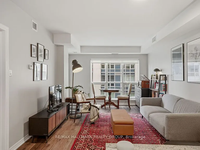 242 Rideau St #1406 — Photo 6