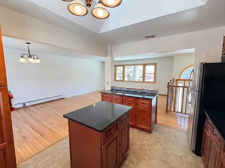 2622 Cleveland Ave — Photo 8